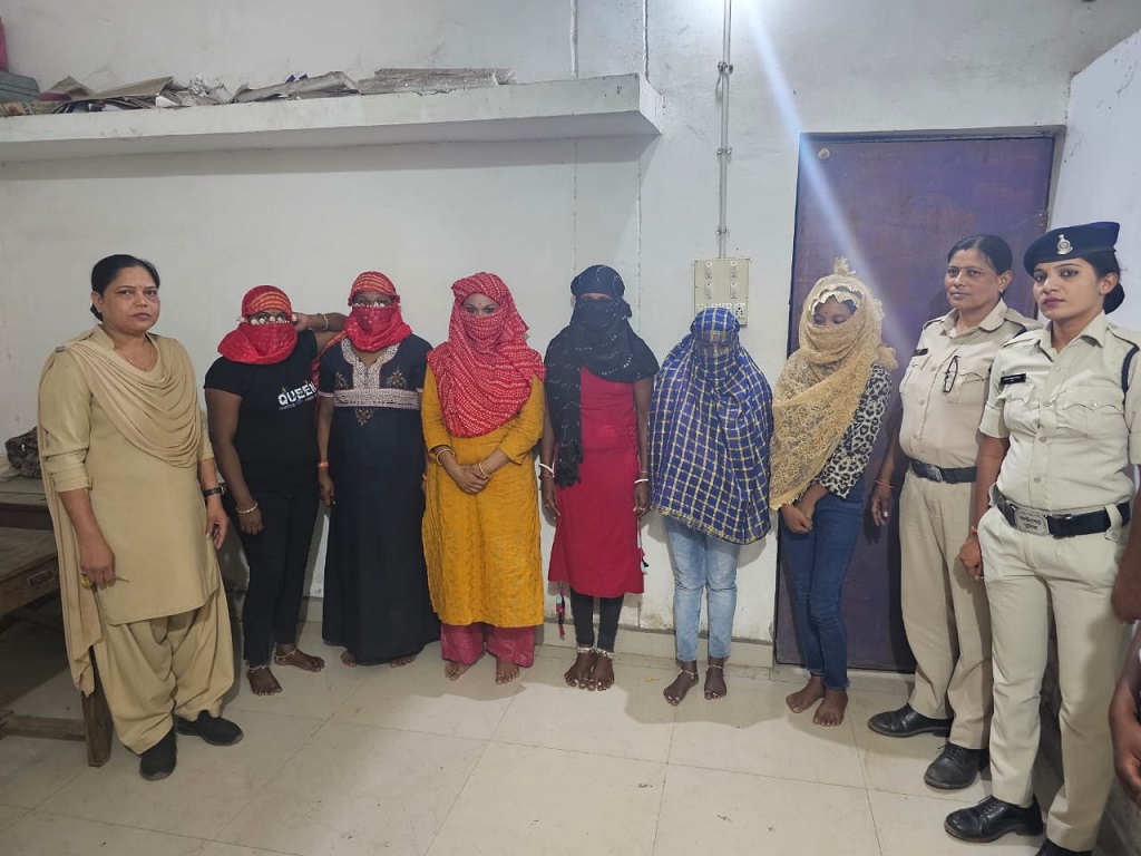 देह व्यापार के लिए मजबूर करने वाले आरोपियों को पुलिस ने किया गिरफ्तार