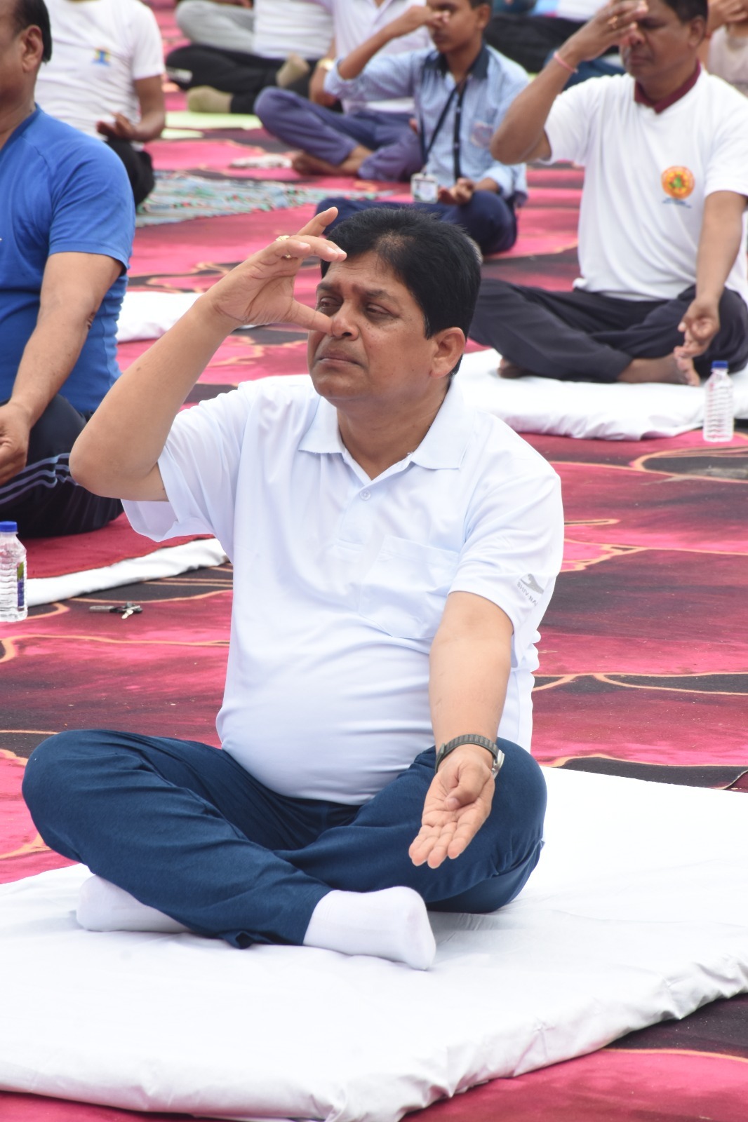 *नवम अंतरराष्ट्रीय योग दिवस में नगरीय विकास मंत्री डॉ. शिव डहरिया&nbsp; हुए शामिल*
