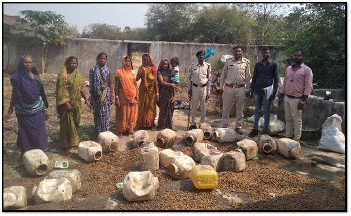 महासमुंद: अवैध शराब विक्रय मामले में आरोपियों के खिलाफ कार्रवाई, महिला समूह की शिकायत पर एक गिरफ्तार और एक फरार