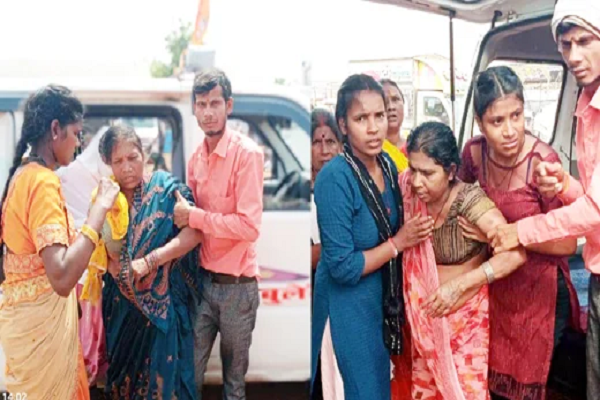 कथा सुनने आए 70 वर्षीय बुजुर्ग की गर्मी लगने से मौत