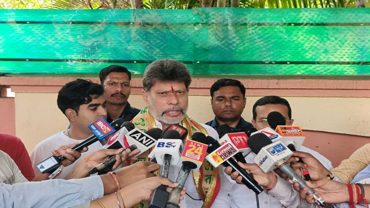 एग्जिट पोल पर विपक्ष के सवाल पर बीजेपी अध्यक्ष किरण देव का पलटवार, कहा- इन्होंने बहुत भ्रम फैलाने की कोशिश की, लेकिन देश की जनता ने दिया तगड़ा जवाब