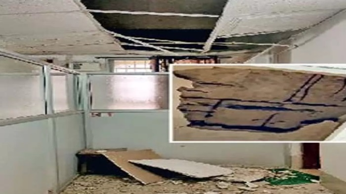 मेडिकल कॉलेज की फॉल्स सीलिंग गिरी, बड़ा हादसा टला...