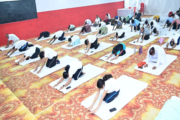 योग को अपने दैनिक दिनचर्या का हिस्सा बनाएं - मंत्री श्री केदार कश्यप