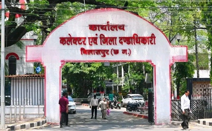 लापरवाही पड़ी भारी: स्कूलों से नदारद रहने वाले 5 शिक्षक बर्खास्त, करीब दर्जनभर शिक्षकों की सेवा समाप्त करने की गई सिफारिश