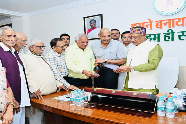 जगन्नाथ रथयात्रा में शामिल होने मुख्यमंत्री को दिया गया न्यौता 106 वर्ष से महाप्रभु की धार्मिक महोत्सव को भव्य बनाने की ट्रस्टी कर रहे हैं तैयारी