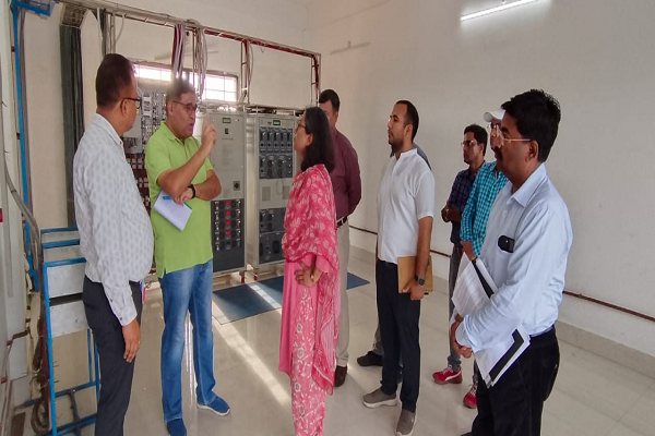 दक्षिण पूर्व मध्य रेल की महाप्रबंधक नीनु इटियेरा अभनपुर, सीबीडी, मंदिर हसौद स्टेशन का निरीक्षण किया गया