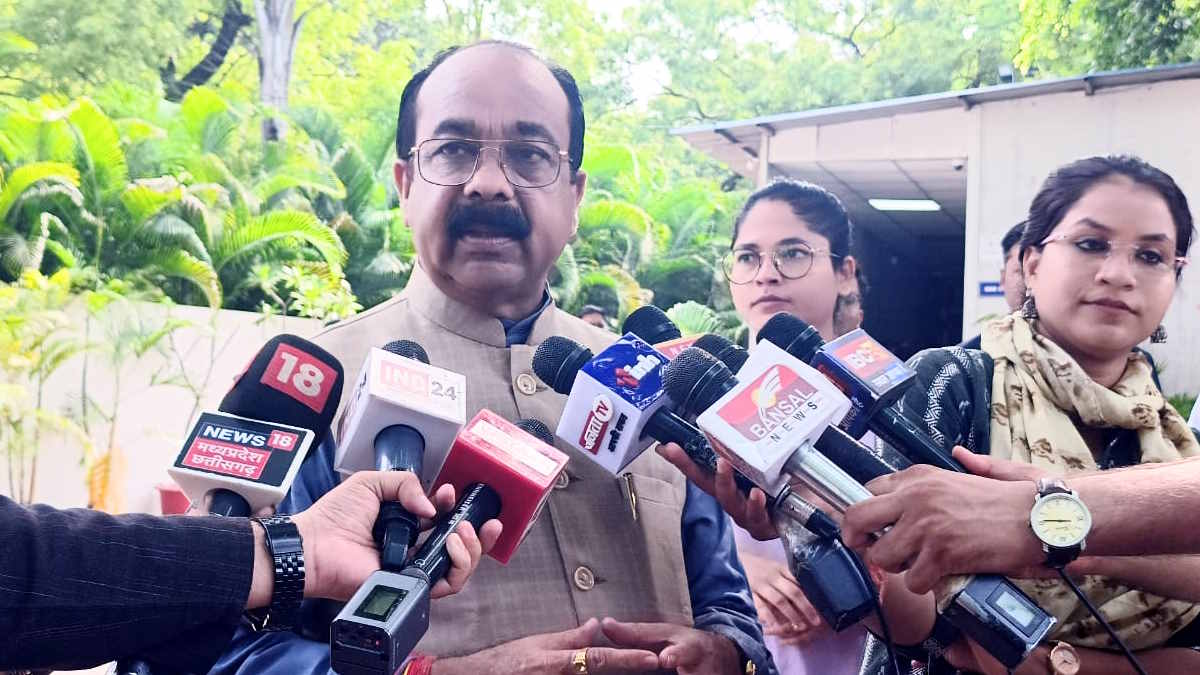 रायपुर गोली कांड : कांग्रेस के आरोप पर उप मुख्यमंत्री अरुण साव का पलटवार, कहा- सात महीनों में अपराध में आई कमी&hellip;