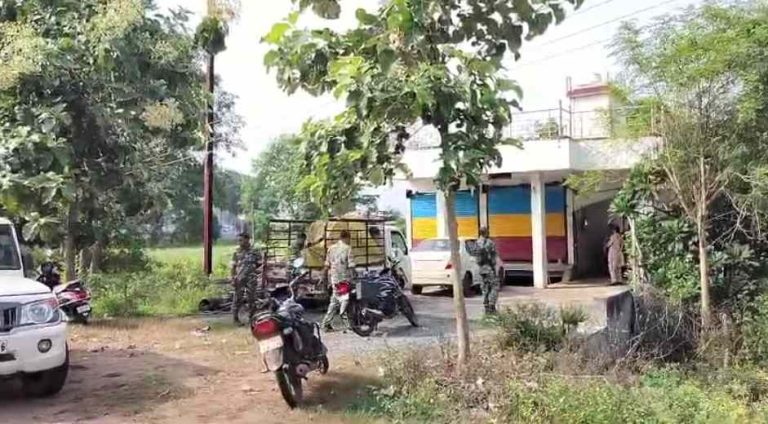 CG CRIME : सूने घर का ताला तोड़कर चोरी, 10 लाख कैश और सोने-चांदी के जेवर ले उड़े चोर