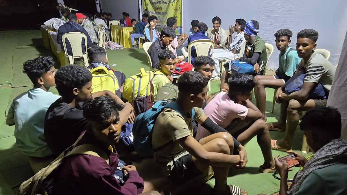 सुकमा जिला प्रशासन की बदइंतजामी! बस्तर ओलंपिक में नाश्ते– खाने तक का नहीं पर्याप्त इंतजाम, व्यवस्था पर भड़के खिलाड़ियों ने कही बड़ी बात