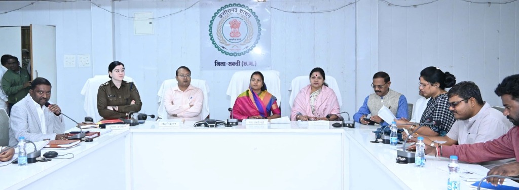 शासन की योजनाओं का जमीनी स्तर पर क्रियान्वयन करें: लक्ष्मी रजवाड़े