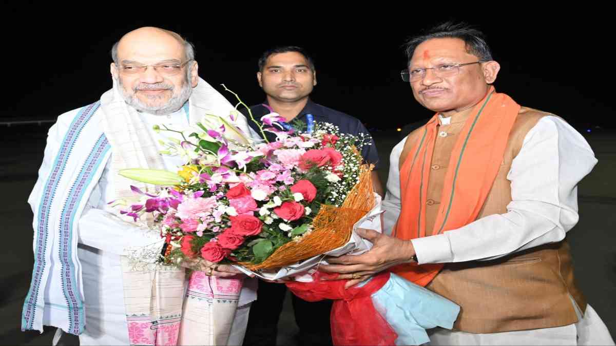 छत्तीसगढ़ दौरे पर पहुंचे केंद्रीय गृहमंत्री : अमित शाह  बस्तर पंडुम में होंगे शामिल