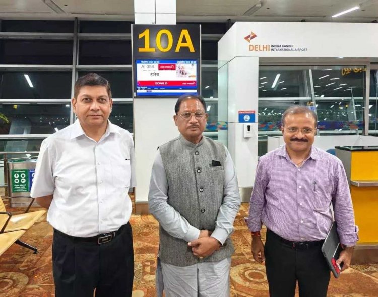 Suryakiran Aerobatic Show : 5 नवंबर को नवा रायपुर के आसमान में दिखेगा &lsquo;सूर्यकिरण एरोबैटिक शो&rsquo; का रोमांच, संभागायुक्त, IG, कलेक्टर और SSP ने तैयारियों का लिया जायजा