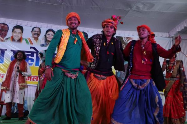 कोरिया : अमृतधारा महोत्सव : विधानसभा अध्यक्ष डॉ चरणदास महंत होंगे मुख्य अतिथि... ’पारम्परिक खेल, छत्तीसगढ़ी व्यंजन प्रतियोगिता, लोक एवं स्थानीय कलाकारों की होगी प्रस्तुति’.. 