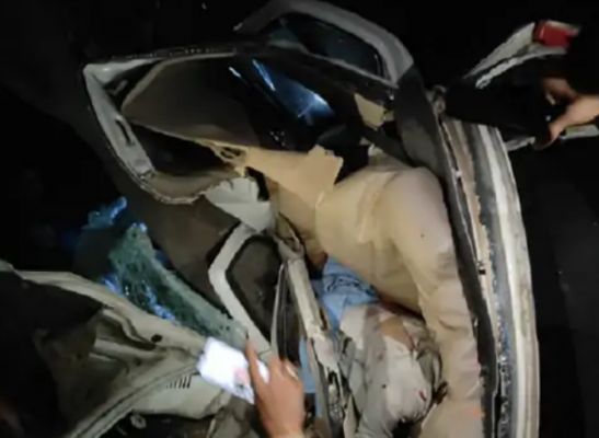 बलौदाबाजार में देर रात बड़ा सड़क हादसा 3 दोस्तों की हुई मौत 1 घायल छट्ठी के कार्यक्रम में शामिल हो कर रायपुर लौट रहे थे सभी...