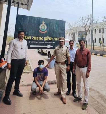 रायपुर: ऑनलाइन ठगी के मामले में कंपनी का डायरेक्टर गिरफ्तार, राज्य साइबर पुलिस थाना को मिली बड़ी सफलता..प्रकरण में विदेशी नागरिकों संलिप्तता की जांच..