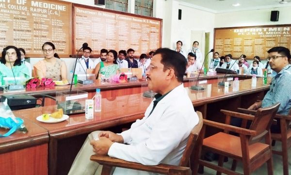 विश्व उच्च रक्तचाप दिवस पर डॉ. भीमराव अंबेडकर अस्पताल में जागरूकता कार्यक्रम का आयोजन