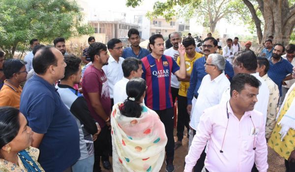 आमजनों की समस्या मेरी समस्या - विकास उपाध्याय