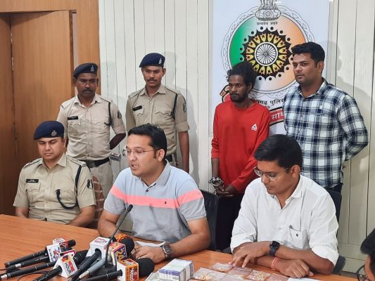 बंगला गाड़ी का शौकीन चोर पुलिस के हत्थे चढ़ा