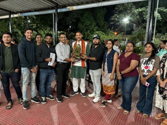 जूनियर डॉक्टर एसोसिएशन की बातचीत: MBBS ग्रामीण बॉन्ड पोस्टिंग में विलंब को लेकर चिकित्सा मंत्री से मिलकर बातचीत