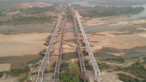 "दक्षिण पूर्व मध्य रेल्वे द्वारा बुनियादी संरचना के विकास के नए क्षितिज का निर्माण: बिलासपुर&ndash;झारसुगुड़ा चौथी रेल लाइन परियोजना तेजी से कार्य"