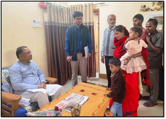 मुख्यमंत्री ने सिकलसेल से जूझ रहे आयुष और आयुषि की सहायता के लिए बढ़ाया हाथ रोग विशेषज्ञ करेगें उपचार