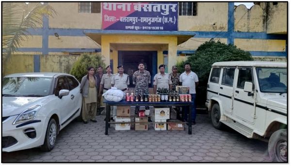नशे के खिलाफ बलरामपुर पुलिस की बड़ी कार्रवाई: अफीम और डोडा के साथ लक्जरी गाड़ियों से महंगी शराब की तस्करी में 6 गिरफ्तार