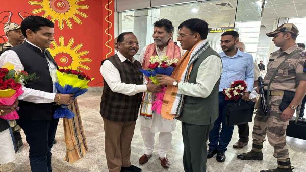 केंद्रीय मंत्री मनसुख मांडविया पहुंचे रायपुर, बीजेपी के बजट संवाद कार्यक्रम में होंगे शामिल