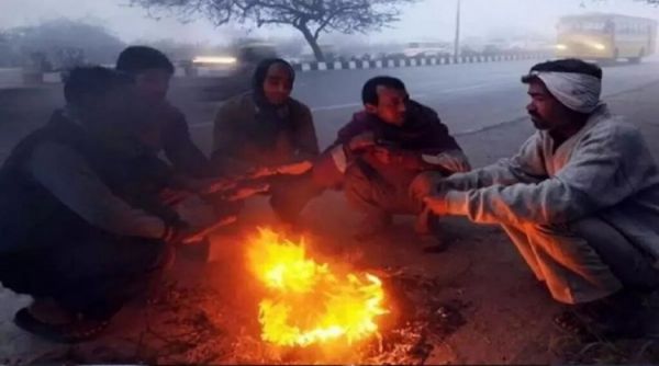 CG में ठिठुरन बरकरार&hellip;.5 शहरों में तापमान 10 डिग्री से नीचे, 4 दिनों में 1&ndash;2 डिग्री बढ़ेगा पारा, ठंड को लेकर गाइडलाइन जारी