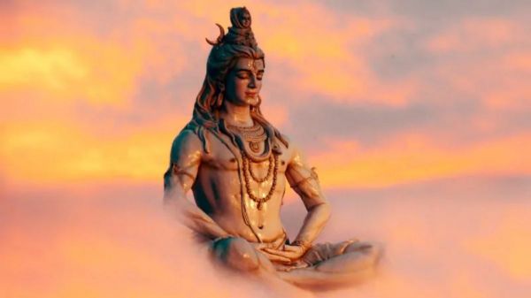 ऐसा शिवलिंग जिसका हर साल बढ़ रहा आकार, अर्धनारीश्वर रूप में पूजते हैं श्रद्धालु