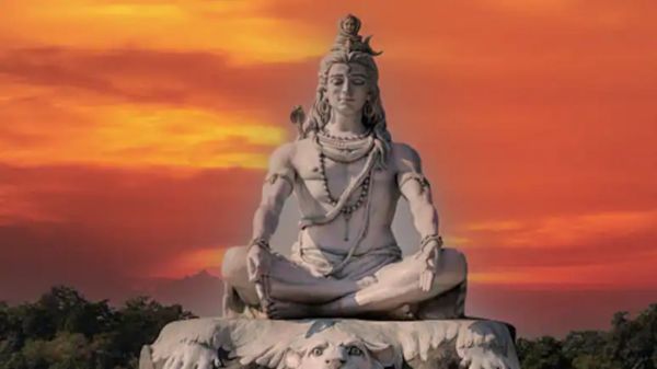 भगवान शिव-पार्वती की पूजा कर लगाए ये भोग, जल्द प्रसन्न होंगे भोलेनाथ&hellip;