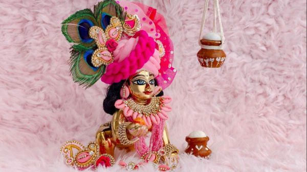 आप भी लड्डू गोपाल को अपने साथ सफर में लेकर जाते हैं, तो इस तरह से करें उनकी सेवा&hellip;
