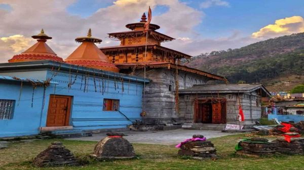 चारधाम यात्रा के साथ श्रद्धालुओं का रुख &lsquo;पांचवें धाम&rsquo; की ओर, उमड़ रही आस्था की भीड़ &hellip;