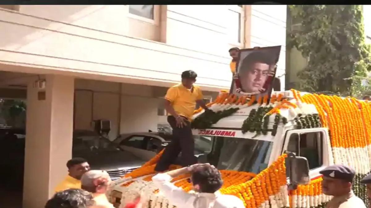 Manoj Kumar Funeral : राजकीय सम्मान के साथ होगा Manoj Kumar का अंतिम संस्कार &hellip;