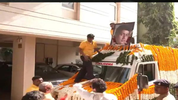 Manoj Kumar Funeral : राजकीय सम्मान के साथ होगा Manoj Kumar का अंतिम संस्कार &hellip;