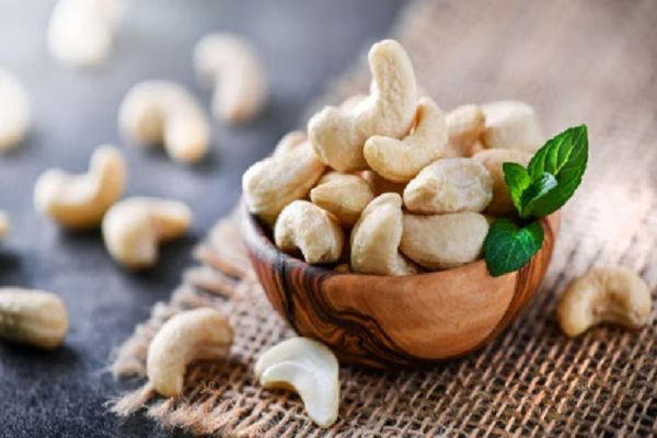 क्या ज्यादा काजू खाने से बढ़ने लगता है बैड कोलेस्ट्रॉल?