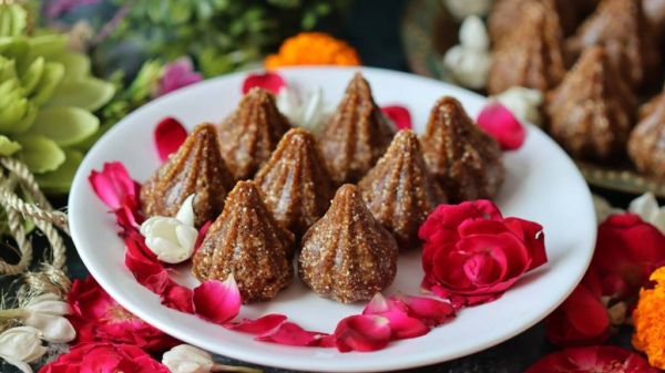 बहुत ही कम टाइम में तैयार हो जाता है ये अंजीर मोदक, बप्पा के भोग के लिए एक दिन जरूर करें Try&hellip;