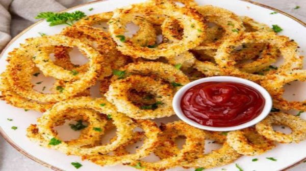 Todyas recipe- शाम की चाय के साथ कुछ नया है खाना, तो बनाएं क्रिस्पी ओनियन रिंग्स