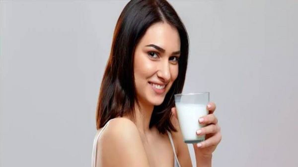 Health Tips: दूध में मिलाकर पिएं ये 5 चीजों, को मिलेगा दोगुना फायदा जानिए&hellip;