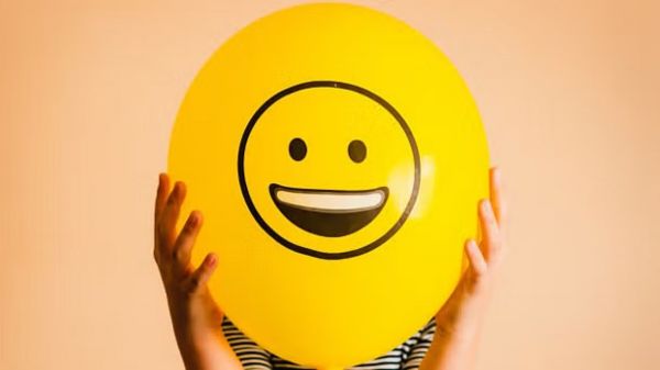 भारत से ज्यादा खुश पाकिस्तान और नेपाल के लोग: वर्ल्ड हैप्पीनेस इंडेक्स में फिनलैंड दुनिया का सबसे खुशहाल देश, जानें भारत का स्थान