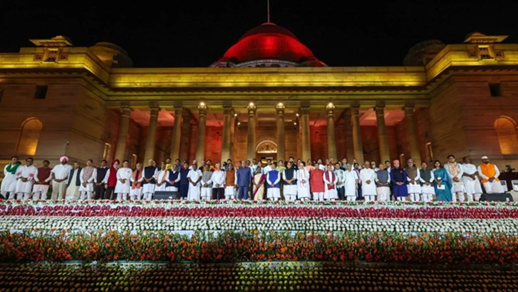 PM मोदी के नए मंत्रिमंडल में 99 प्रतिशत मंत्री हैं करोड़पति