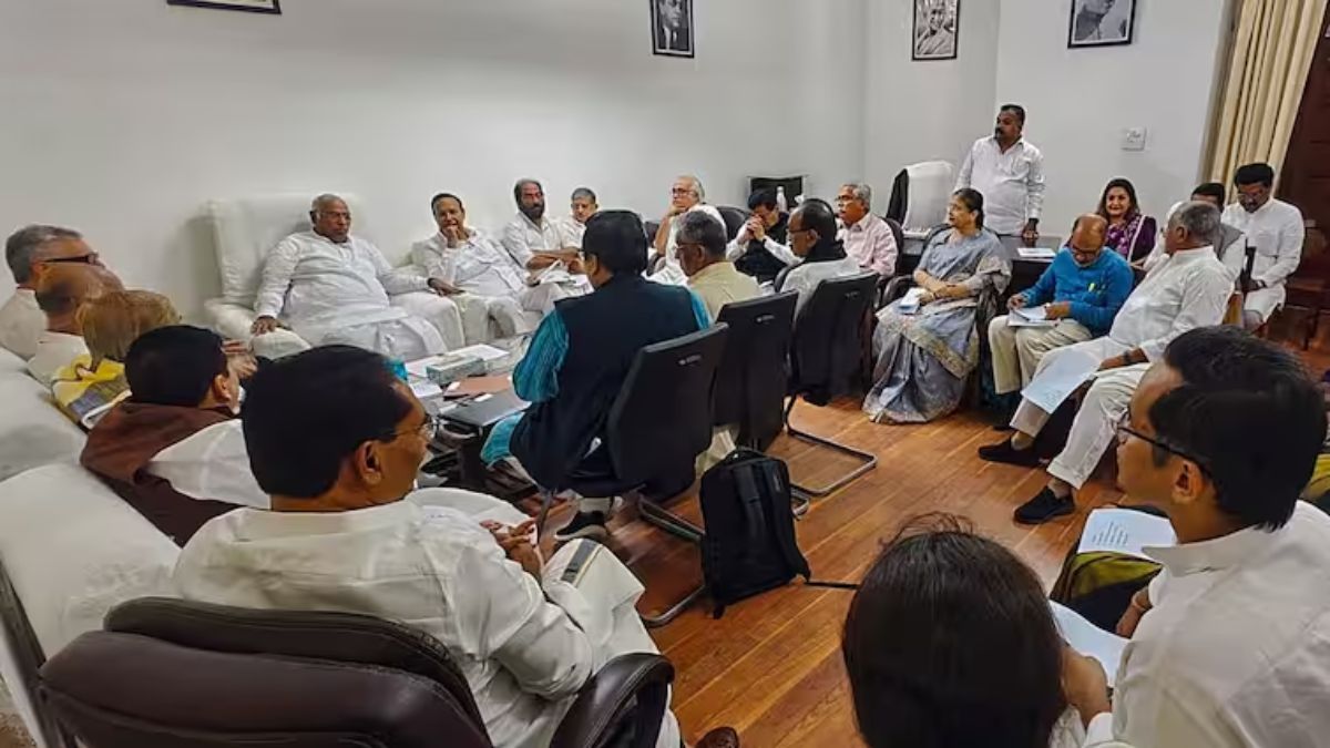 PM Modi के साथ होगा &lsquo;खेला&rsquo;?: 15 सांसदों वाली पार्टी INDIA Alliance में होगी शामिल! साथ आते ही इस सदन में पलट जाएगा गेम