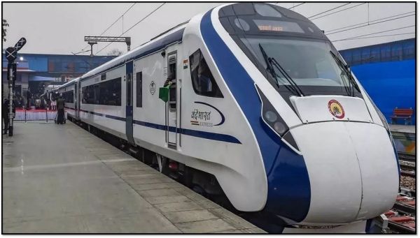 विशाखापट्टनम से पुरी तक चलने वाली नई वंदे भारत एक्सप्रेस को पीएम मोदी करेंगे हरी झंडी का उद्घाटन
