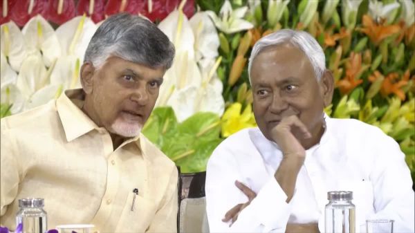 Nitish Kumar: चंद्रबाबू नायडू को आया नीतीश कुमार का फोन, जानिए क्या हुई बात, शपथ ग्रहण में नहीं आने पर उठ रहे थे सवाल