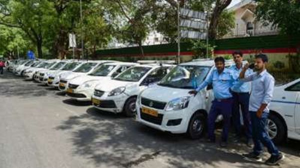 दिल्ली में टैक्सी कंपनियों के वाहनों पर सख्ती