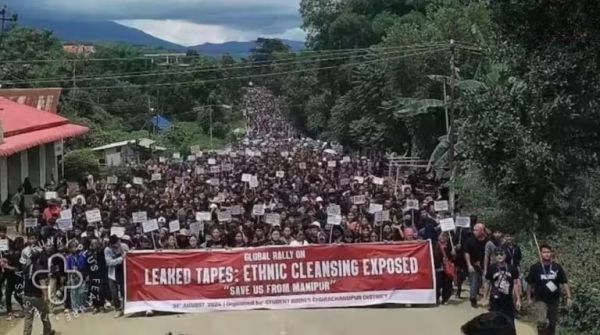 Manipur Violence: मणिपुर में फिर तनाव, उपद्रवियों ने फूंका BJP नेता का घर,  इधर CM एन बीरेन सिंह के ऑडियो को लेकर सड़कों पर उतरे कुकी