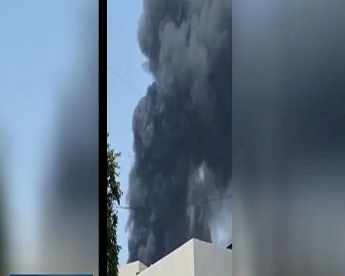 अहमदाबाद में बड़ा हादसा, 242 यात्रियों को लेकर उड़ा एयर इंडिया का प्लेन हुआ क्रैश