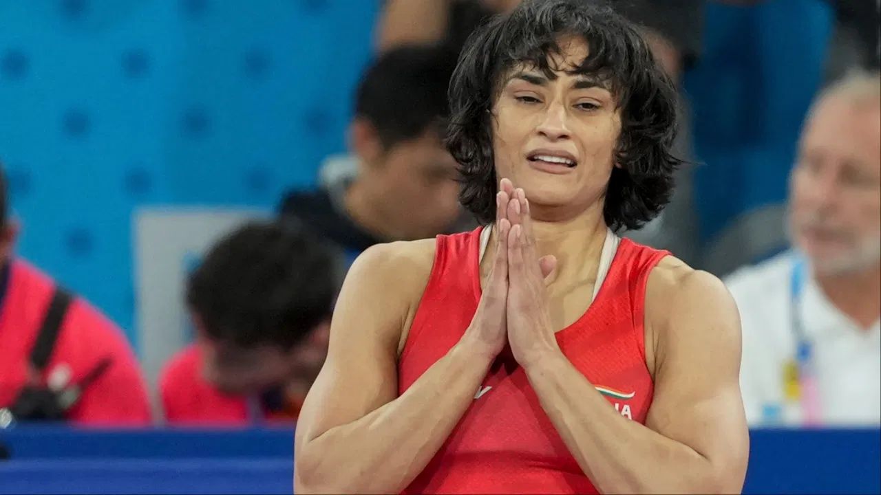विनेश फोगाट ने कुश्ती से लिया संन्यास: लिखा- कुश्ती जीत गई, मैं हार गई मां&hellip;, ओलंपिक से डिस्क्वालिफाई होने से थीं निराश