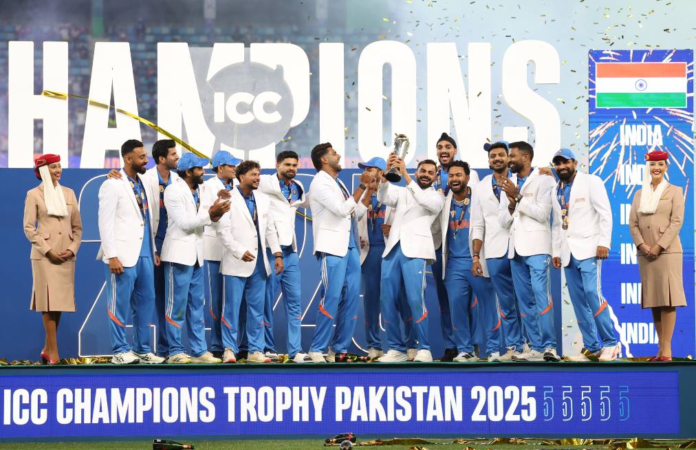 CT 2025 Final, IND vs NZ: 12 साल लंबा इंतजार हुआ खत्म, भारत ने चैंपियंस ट्रॉफी के फ़ाइनल में न्यूजीलैंड को 4 विकेट से हराकर जीता खिताब