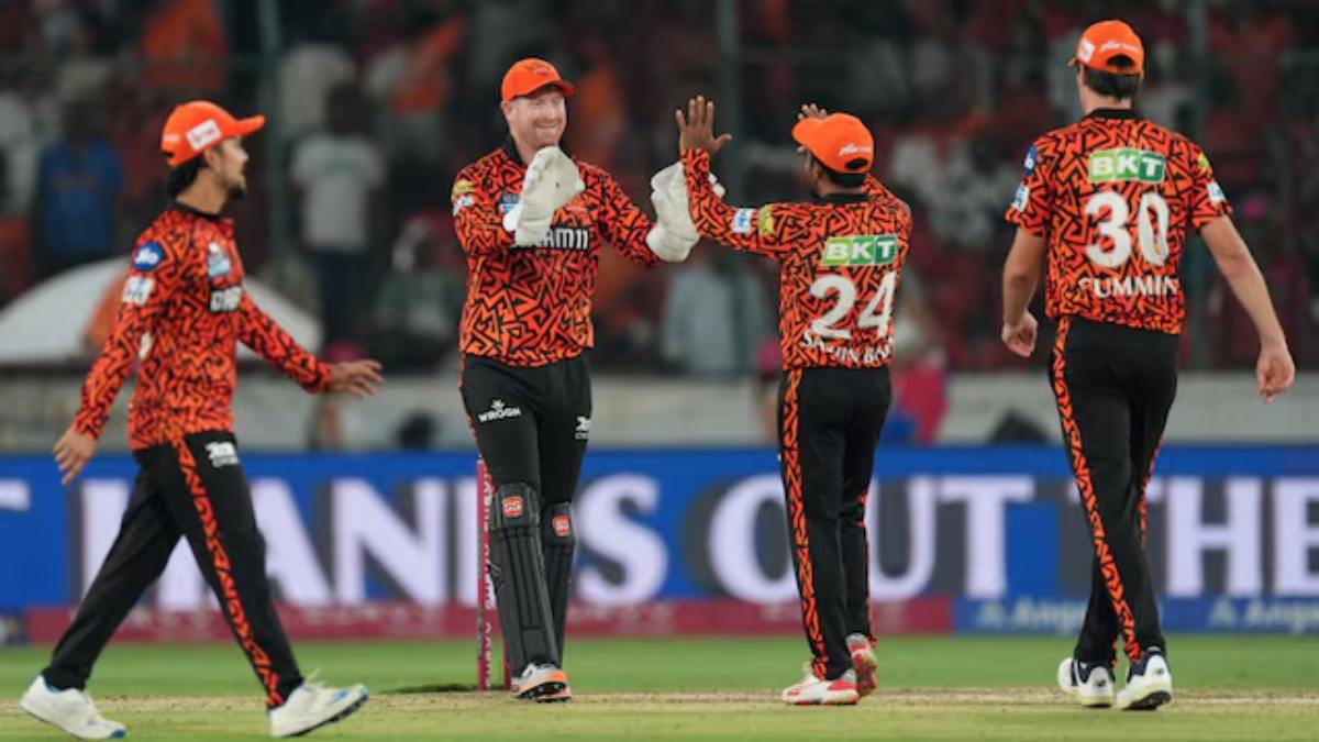 SRH vs RR, IPL 2025: सनराइजर्स हैदराबाद ने राजस्थान रॉयल्स को 44 रनों से हराया, बेकार गई सैमसन-जुरेल की अर्धशतकीय पारी