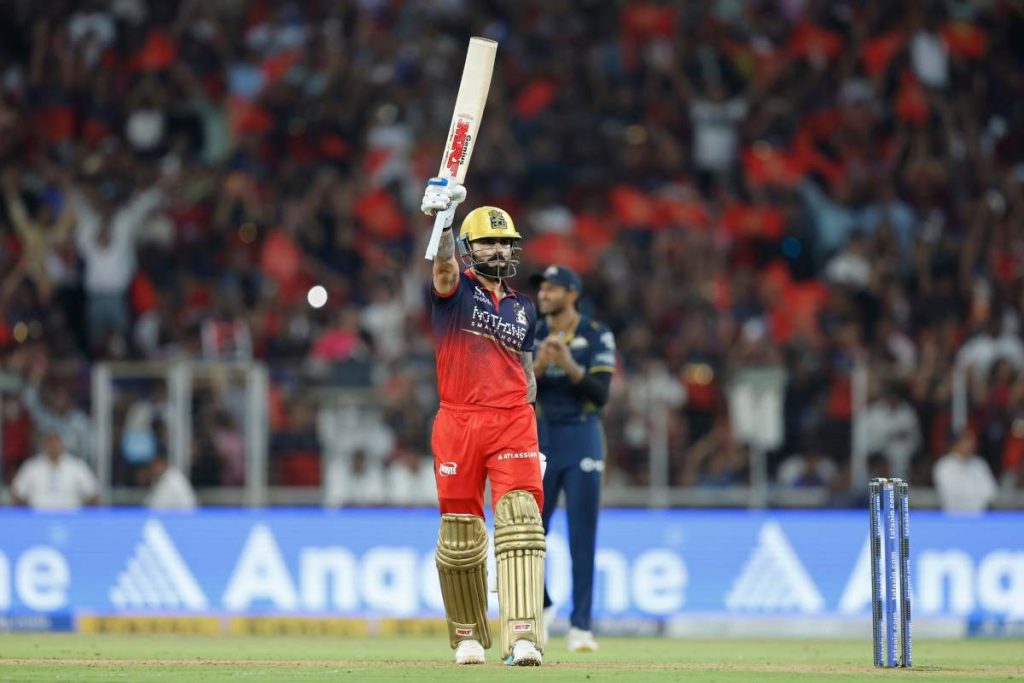RCB vs GT IPL 2026 Final: लगातार दूसरी बार आईपीएल चैंपियन बनी बेंगलुरु, फाइनल में गुजरात को 5 विकेट से चटाई धूल, विराट कोहली ने खेली नाबाद 75 रन की मैच विनिंग पारी